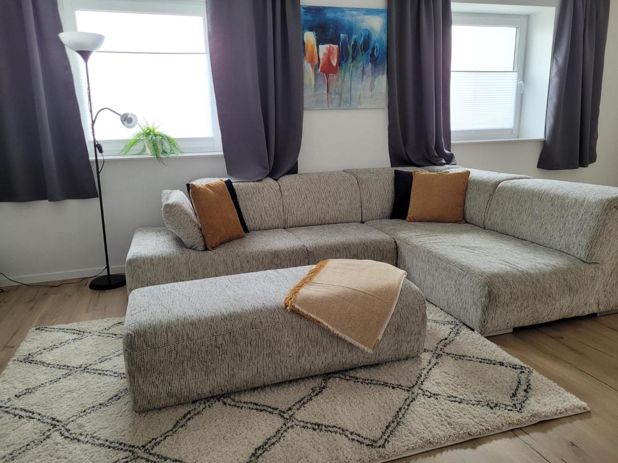 Grosszuegiges Appartement In Der Festspielstadt バート・ヘルスフェルト エクステリア 写真